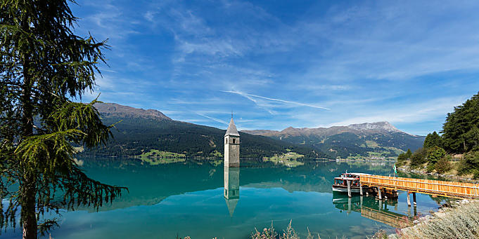 Reschenské jezero: Tichý svědek ve vodě